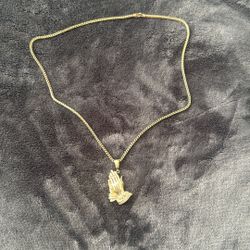 14k Gold Plated Praying Hands Necklace