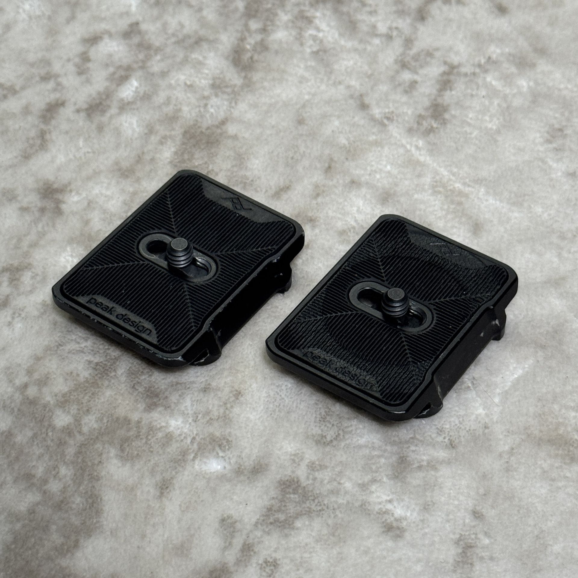 Peak Design Standard Plates (2x) – Arca Compatible