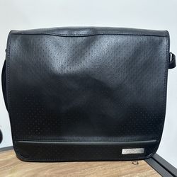 BOSE SoundDock Portable Travel Bag Carrying Case with Shoulder Strap Black