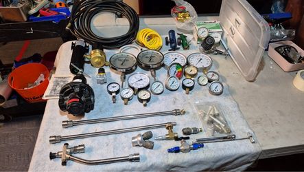 Regulators and gauges