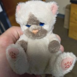 Vintage Tyco Play Kitten Beautiful item Rare Find very clean