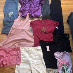 Women’s Clothes Size Med