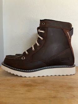 New Kodiak Brown Leather Work Boots Men’s size 7 or women’s size 8.5