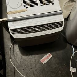 Frigidaire Air Conditioner 