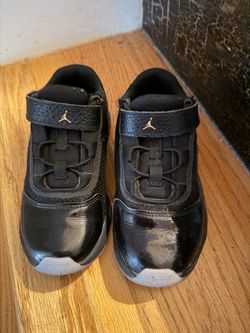 Kids size 12c shoes