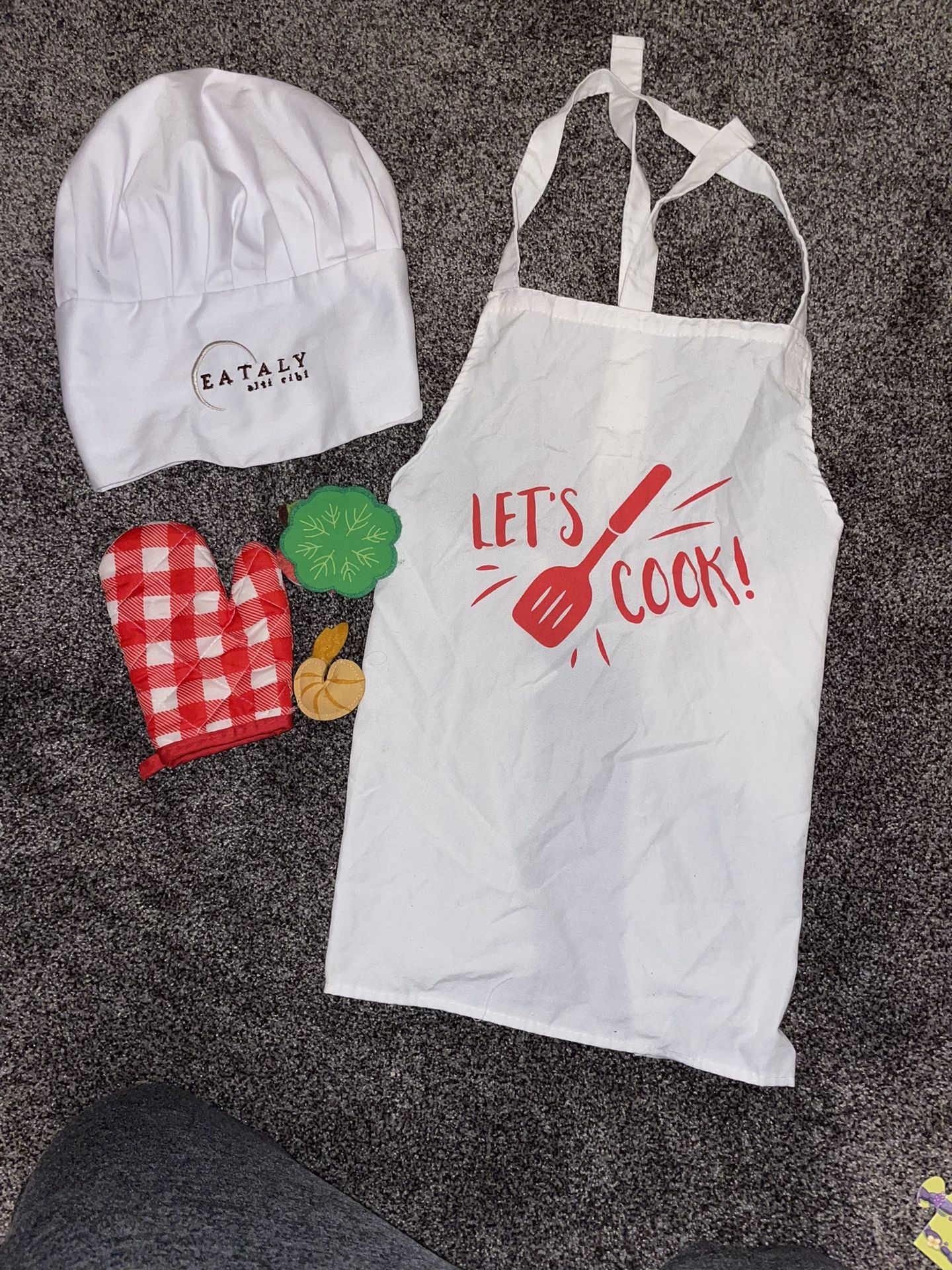 Kids Chef Apron, Hat & Oven Mitt