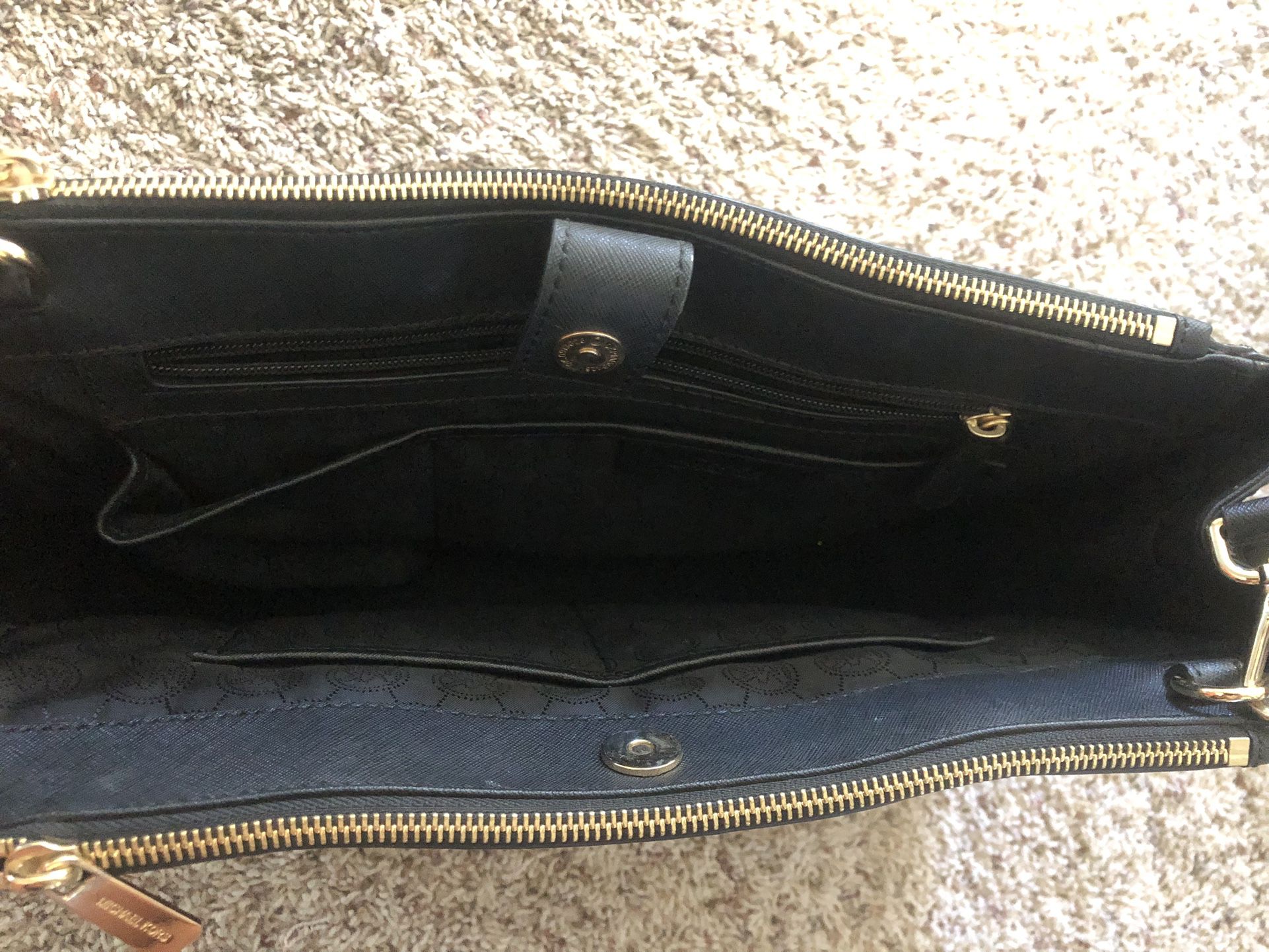 Leather Bag for Sale in Tualatin, OR - OfferUp