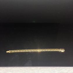 GLD gold bracelet 