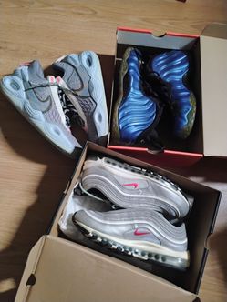 Shoe bundle nikes $200 for all 3