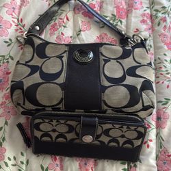 Coach Signature Bag w/ Wallet