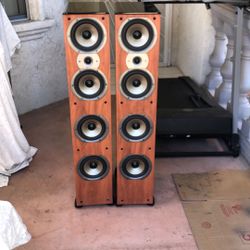 Polk Audio Speakers Sets.