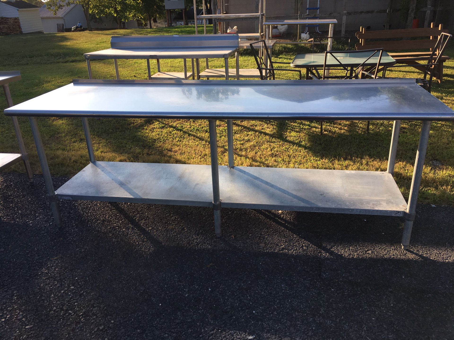 96 x 30 x 35 Stainless Steel Table with Metal Undershelf