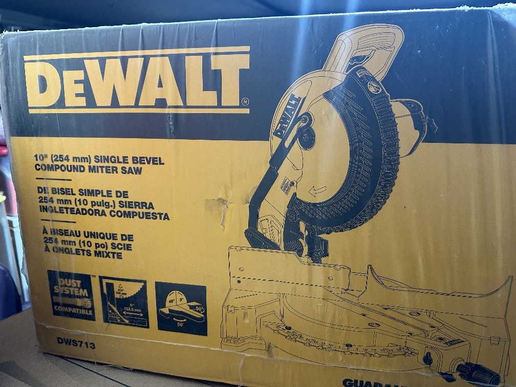 Dewalt Single Bevel Compound Miter Saw