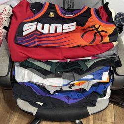 BIG BUNDLE OF CLOTHES!