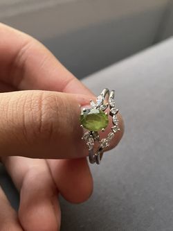 Solid 10K White Gold Peridot and Moissanite Engagement Ring and Wedding Band Set (Size 11)