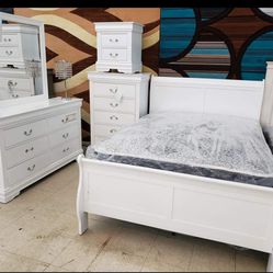 ((White Sleigh Bedroomset/ Dresser,mirror,nighstand,Bed Frame//King,full,twin,Queen Size Available//Ask For A DISCOUNT CODE 
