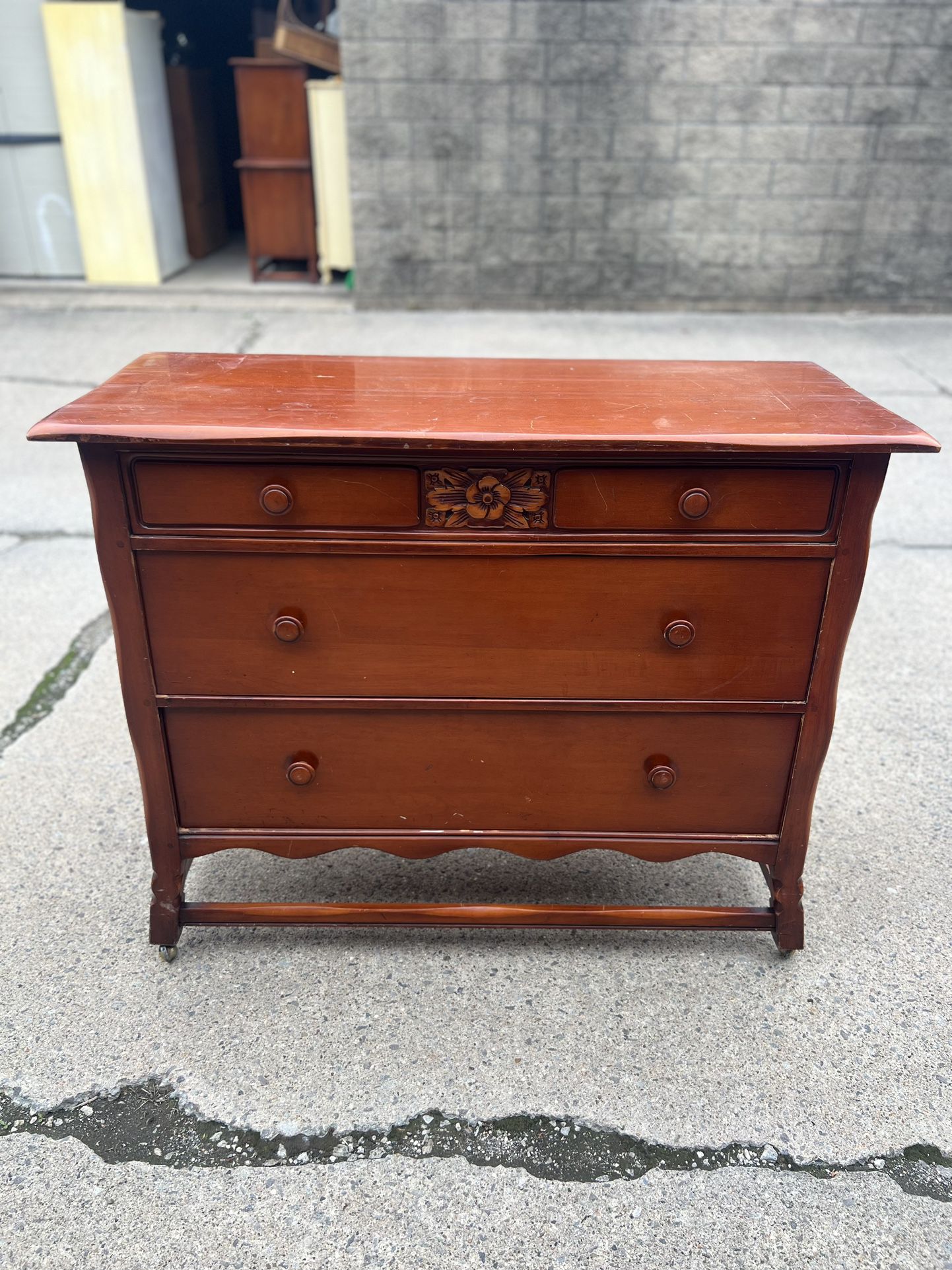 antique maple 3 drawer dresser 