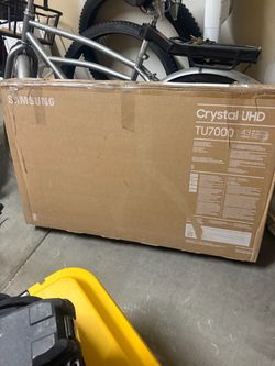 Samsung 43" Crystal UHD TU7000 TV