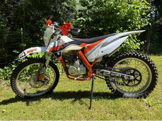 2021 Kayo K2 Dirt Bike - Like New, less than 10 Miles!