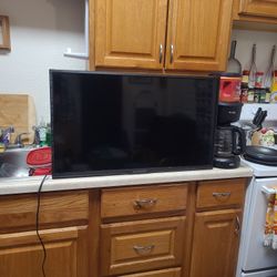 Sceptre 32 Inch Flat Screen Tv