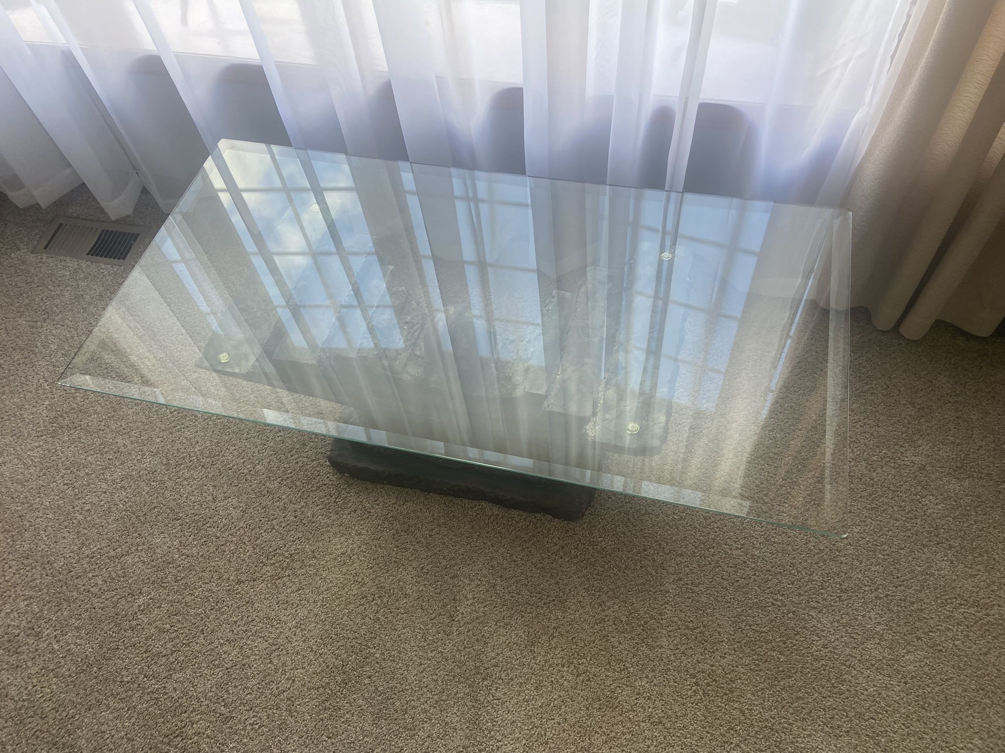 Glass Coffee Table With 2 Night Stands And 2 Lamps