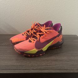 Size 11 Zoom Freak 2 Bright Mango 