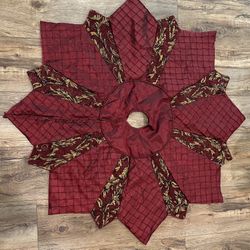 46 in Christmas Tree Skirt, Fancy Pattern, Star Shape Design Tree Bottom Decoration