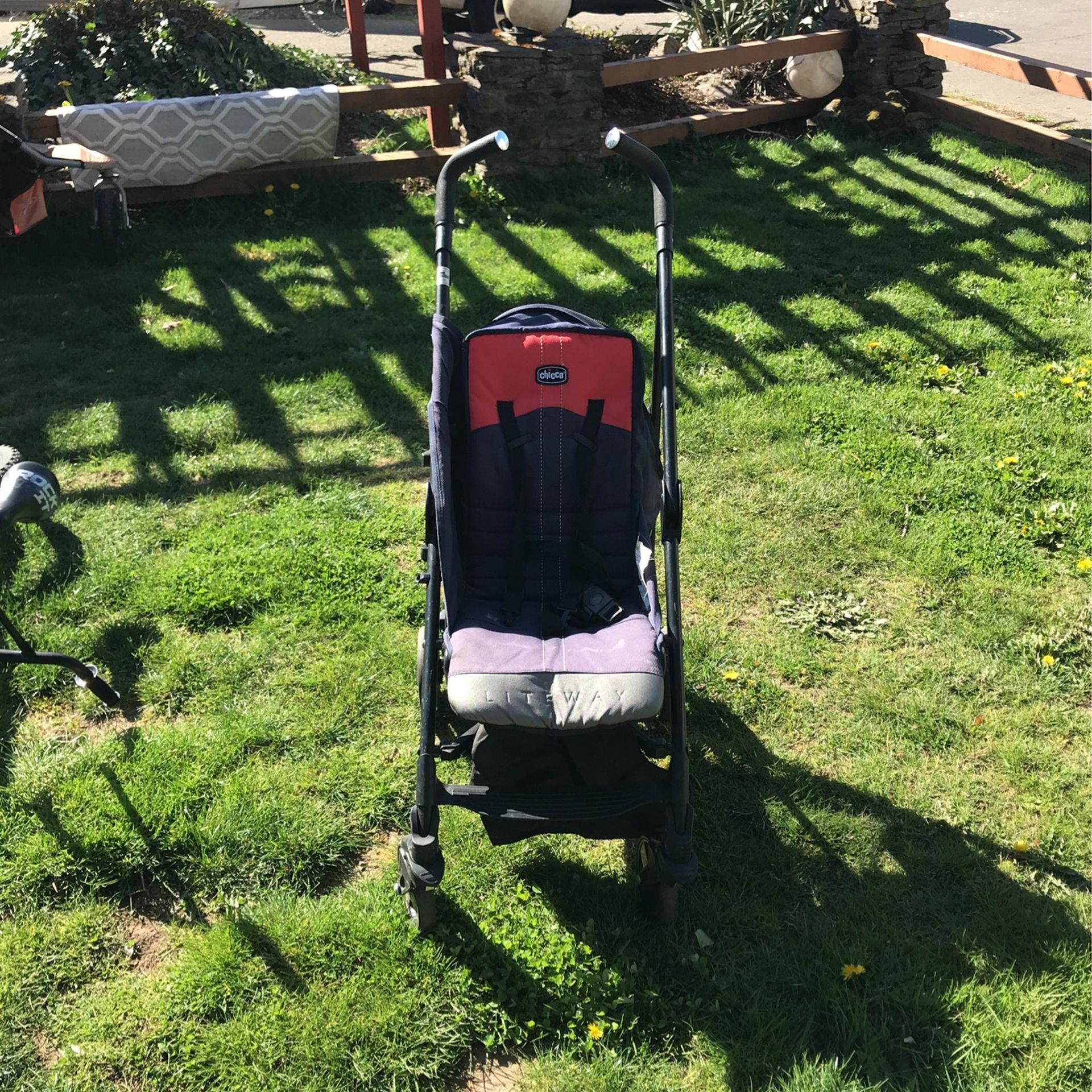 Stroller 