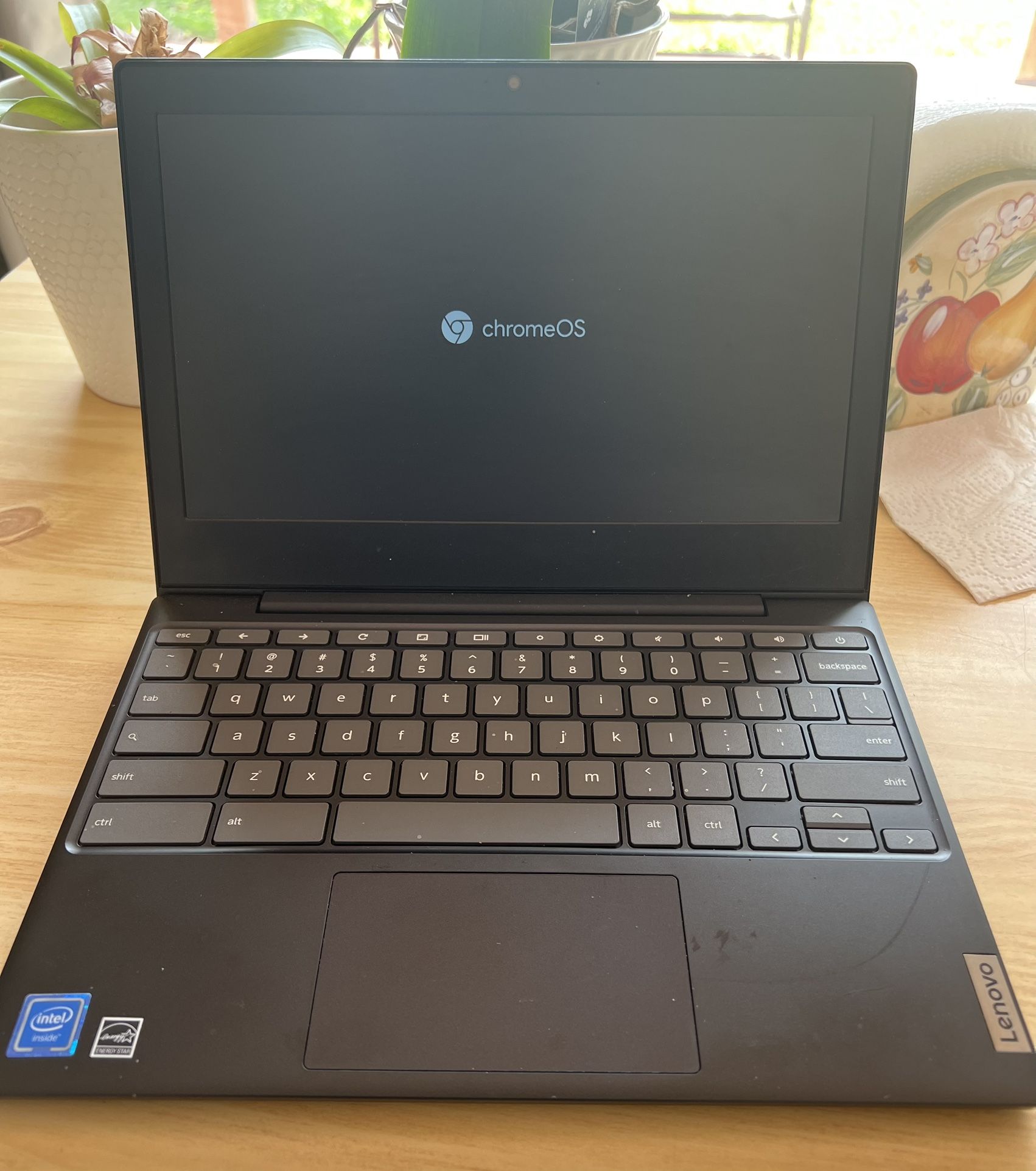 Lenovo IdeaPad 3 Chromebook