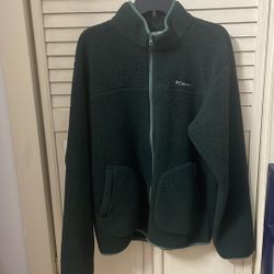 Columbia Men’s Sherpa Jacket (size: L)