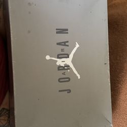 Air Jordan 11 Retro Cool Greys