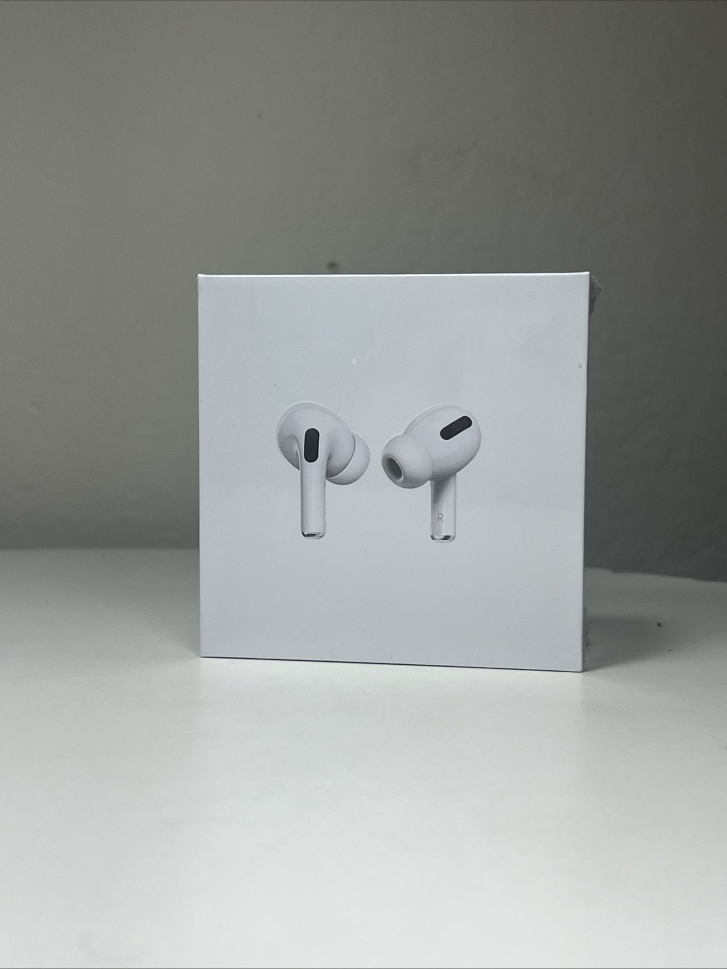Apple AirPods Pro (1st Generation) – Brand New – MagSafe Charging Case – Sealed Box