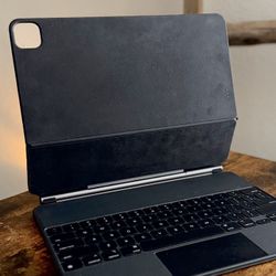 Apple iPad Magic Keyboard 