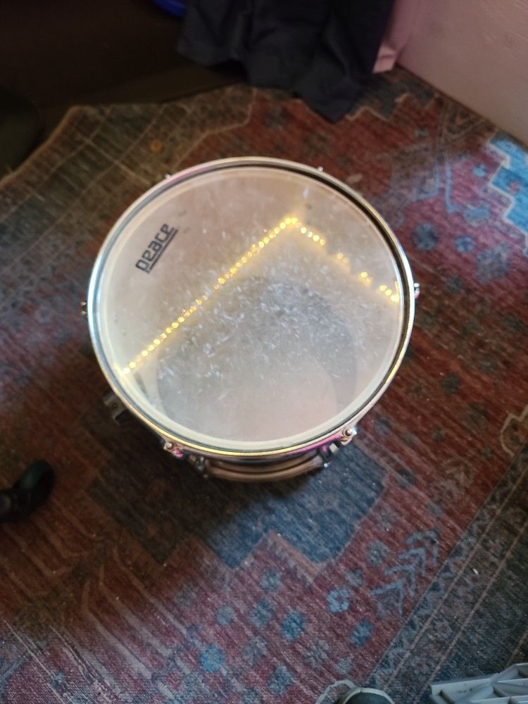 Peace 13 inch tom drum.