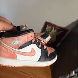 Jorden 1s Pink