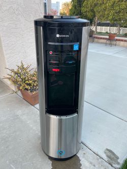 Glacier Bay Hot/Cold Water Dispenser