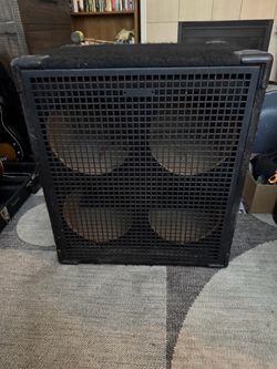 GK 410 empty bass/ guitar cabinet