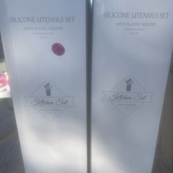 Silicone Utensils Set With Plastic Holder