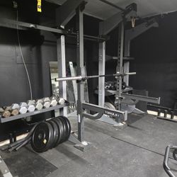 Squat Rack W/ FREE Barbell & 45LB plates -10 Count , Rig & Storage Torque Fitness