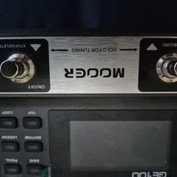 Loop Pedal And Crate Amp