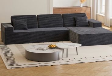 New sectional couch / free delivery