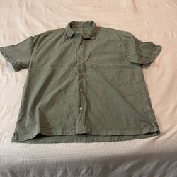 Men’s XL Short Sleeve Button Down