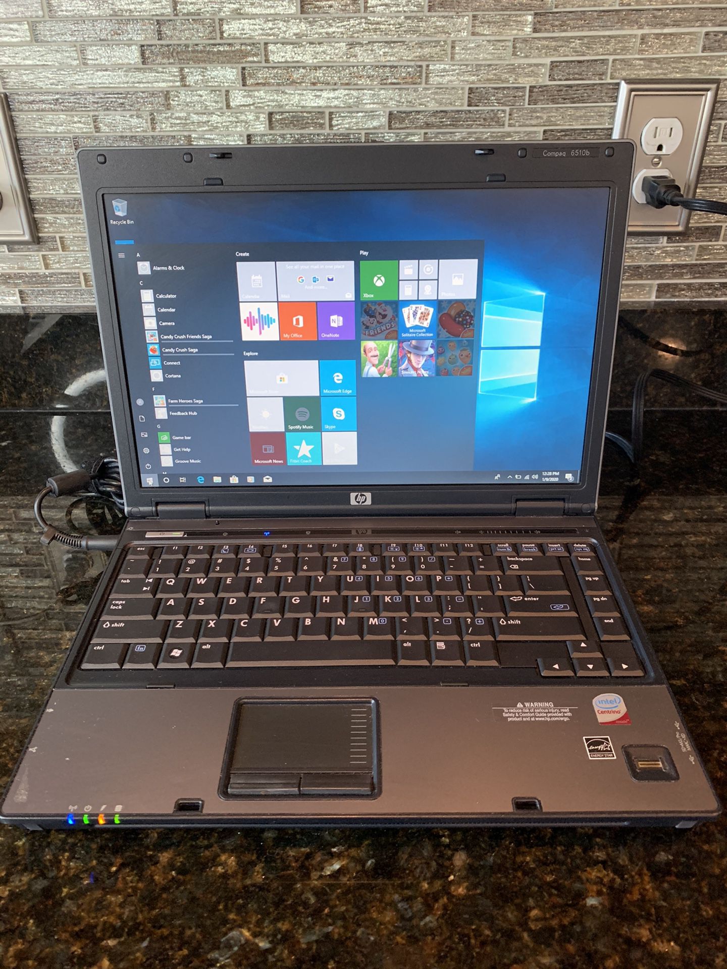 14” HP Compaq 6510b Laptop with Windows 10 and Microsoft office.