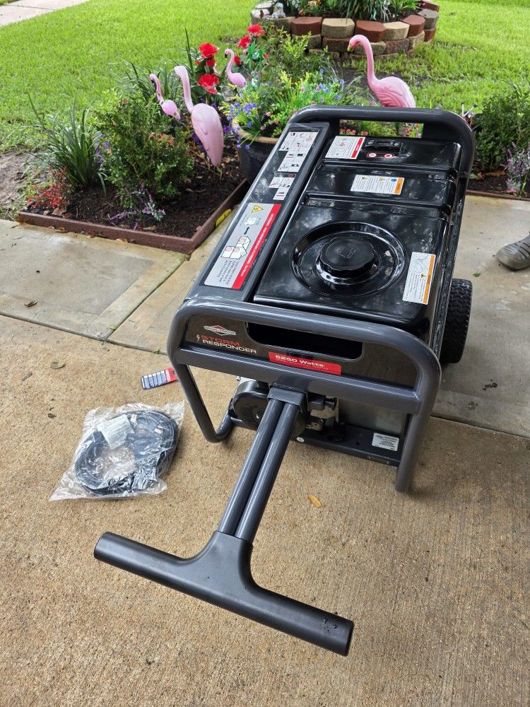 Briggs Stratton 8500watts Generator New $650 Price Firm// Nueva Precio Firme $650