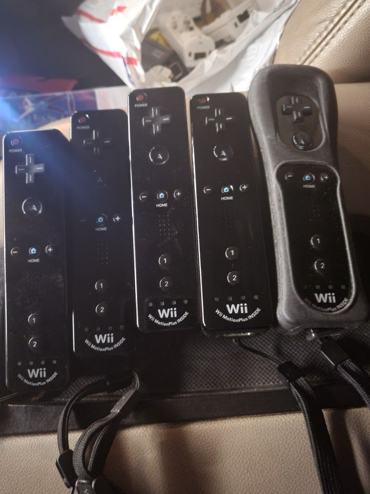 Original Nintendo Brand Nintendo Wii Motion Plus Controllers 25.00 Each.