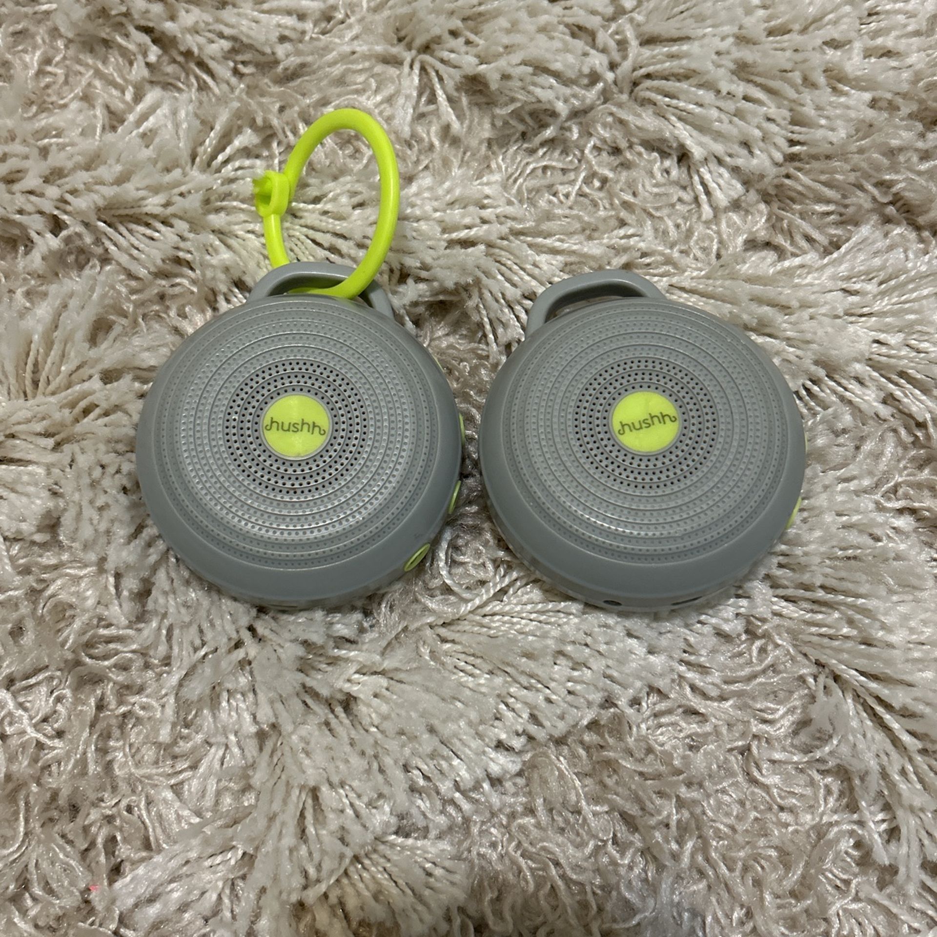 2 Marpac Hushh Travel Sound Machines