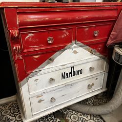 Large Marlboro Dresser for Sale in West Hollywood, CA