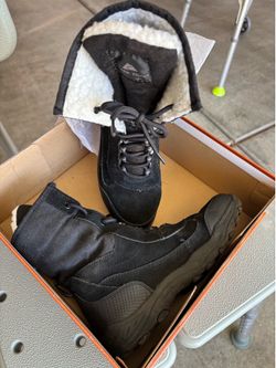 Women’s shoes and boots size 7