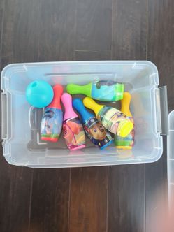 Kid bowling set
