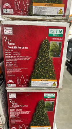 7.5 Ft Christmas Tree